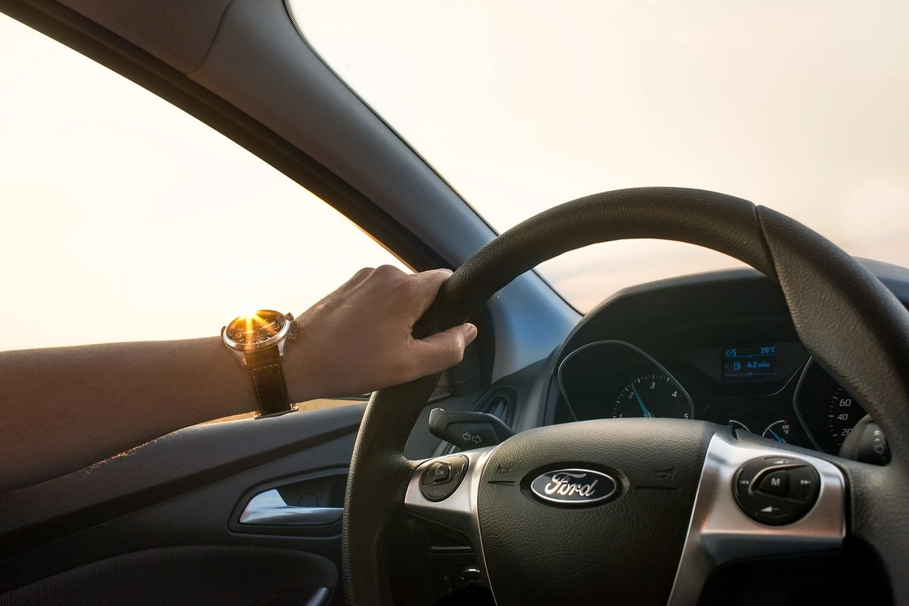 ブラックでも融通が利く自社ローンであなたの愛車を手に入れよう！